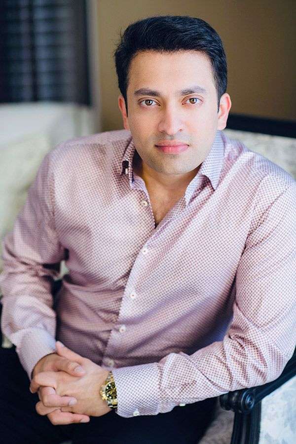 Mustafa Zia Photo